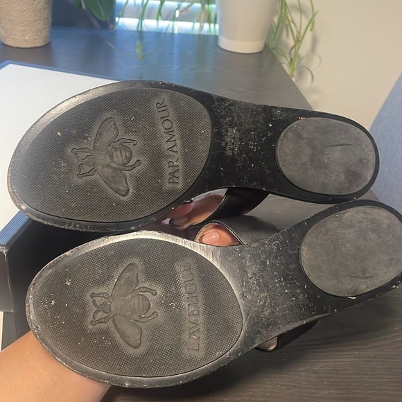 GUCCI WOMEN'S THONG SANDAL WITH DOUBLE G - Picture 5 of 9